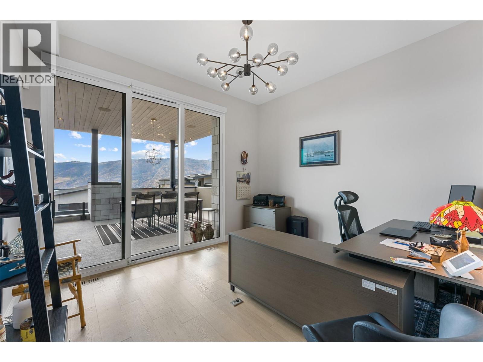 9829 Beacon Hill Crescent, Lake Country, British Columbia  V4V 0A9 - Photo 19 - 10396222