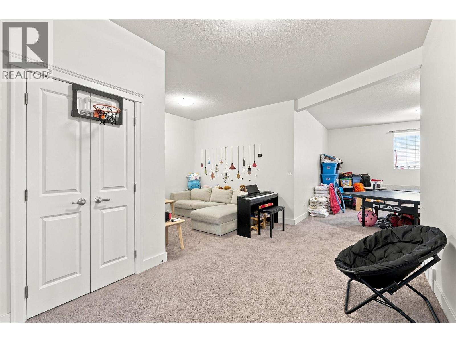 1319 Dunbar Drive, Kamloops, British Columbia  V1S 0C6 - Photo 35 - 10396294