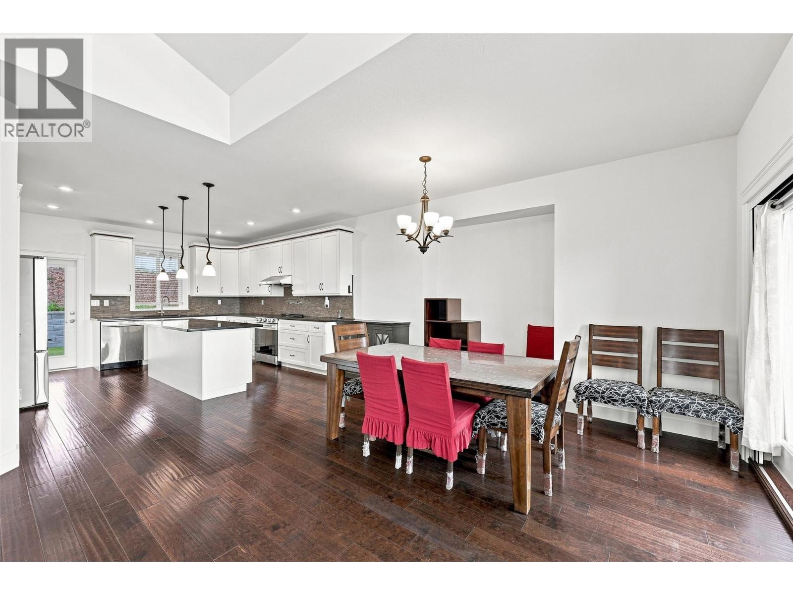 1319 Dunbar Drive, Kamloops, British Columbia  V1S 0C6 - Photo 6 - 10396294
