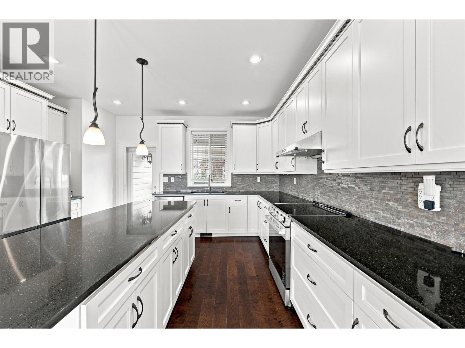 1319 Dunbar Drive, Kamloops, British Columbia  V1S 0C6 - Photo 9 - 10396294