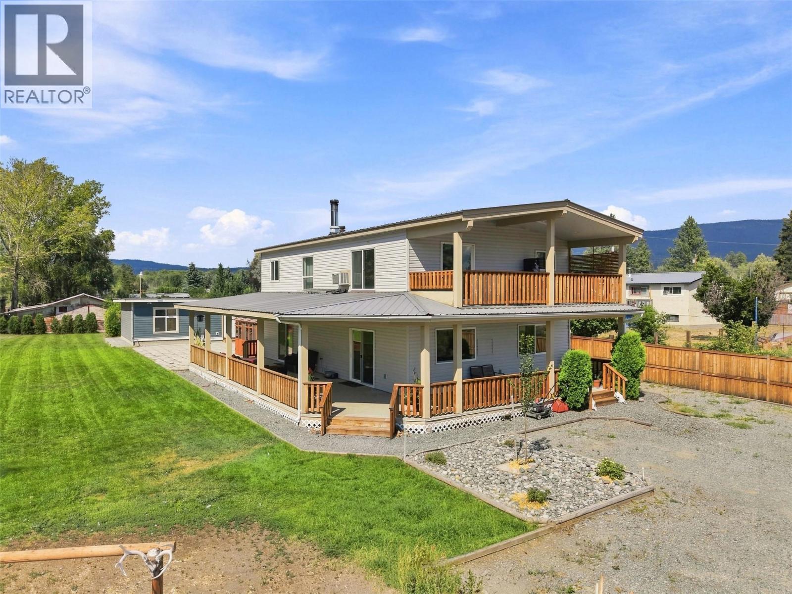 471 Woodward Avenue, Merritt, British Columbia  V0K 1Y0 - Photo 1 - 10396356