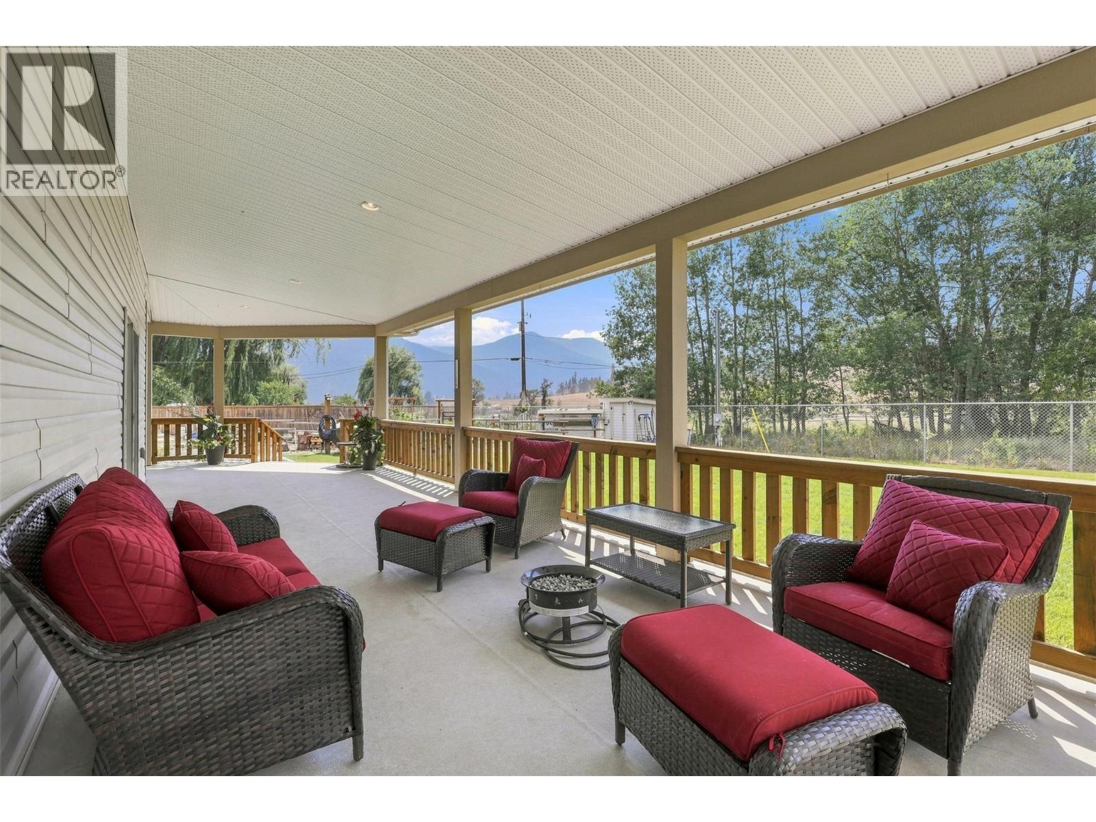 471 Woodward Avenue, Merritt, British Columbia  V0K 1Y0 - Photo 10 - 10396356