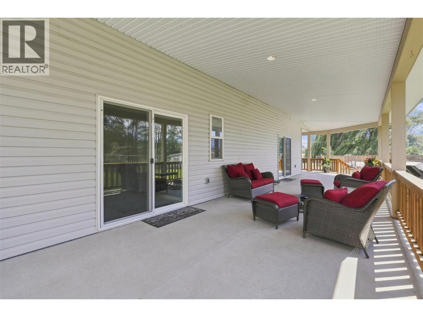 471 Woodward Avenue, Merritt, British Columbia  V0K 1Y0 - Photo 11 - 10396356