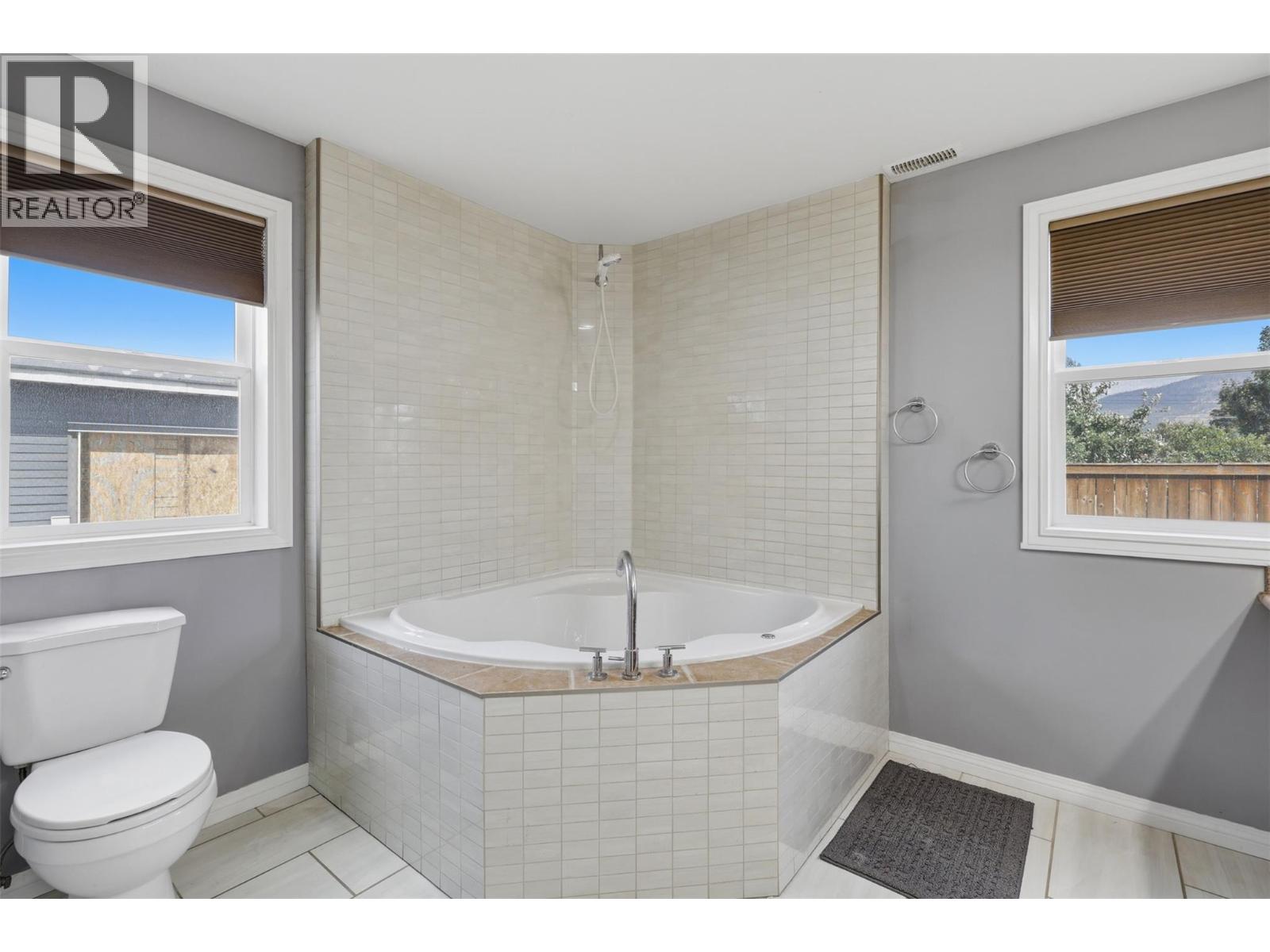 471 Woodward Avenue, Merritt, British Columbia  V0K 1Y0 - Photo 20 - 10396356