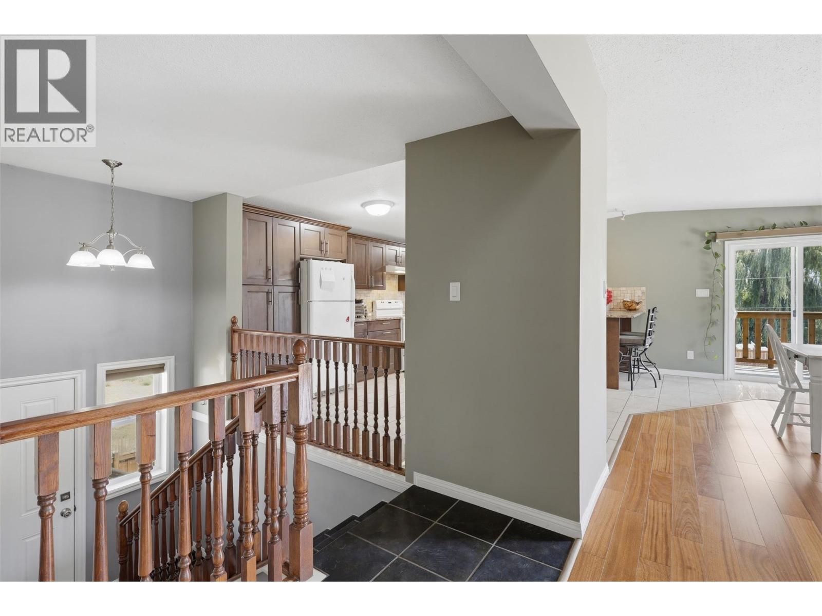 471 Woodward Avenue, Merritt, British Columbia  V0K 1Y0 - Photo 24 - 10396356