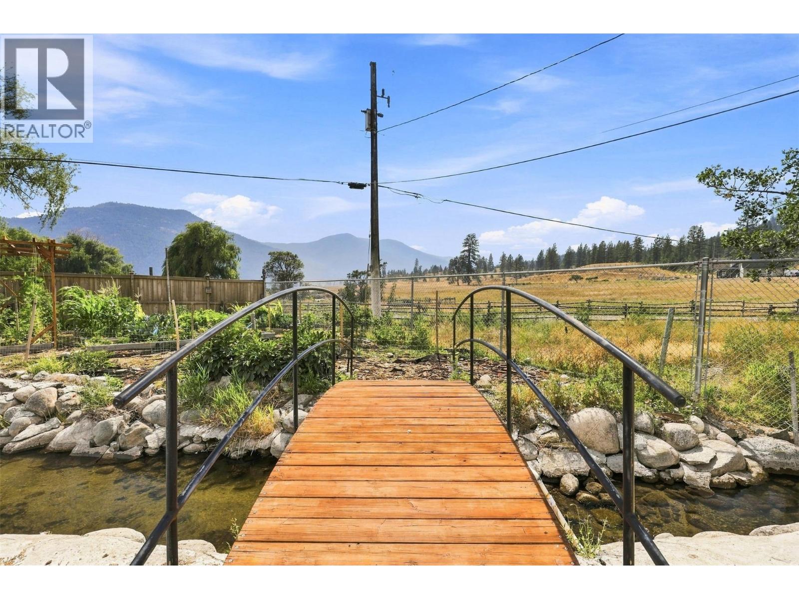 471 Woodward Avenue, Merritt, British Columbia  V0K 1Y0 - Photo 3 - 10396356