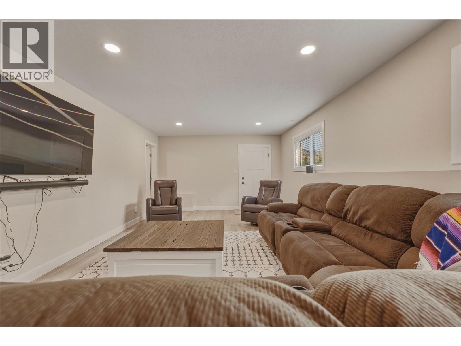 2710 Golf Course Drive, Blind Bay, British Columbia  V0E 1H2 - Photo 47 - 10396340