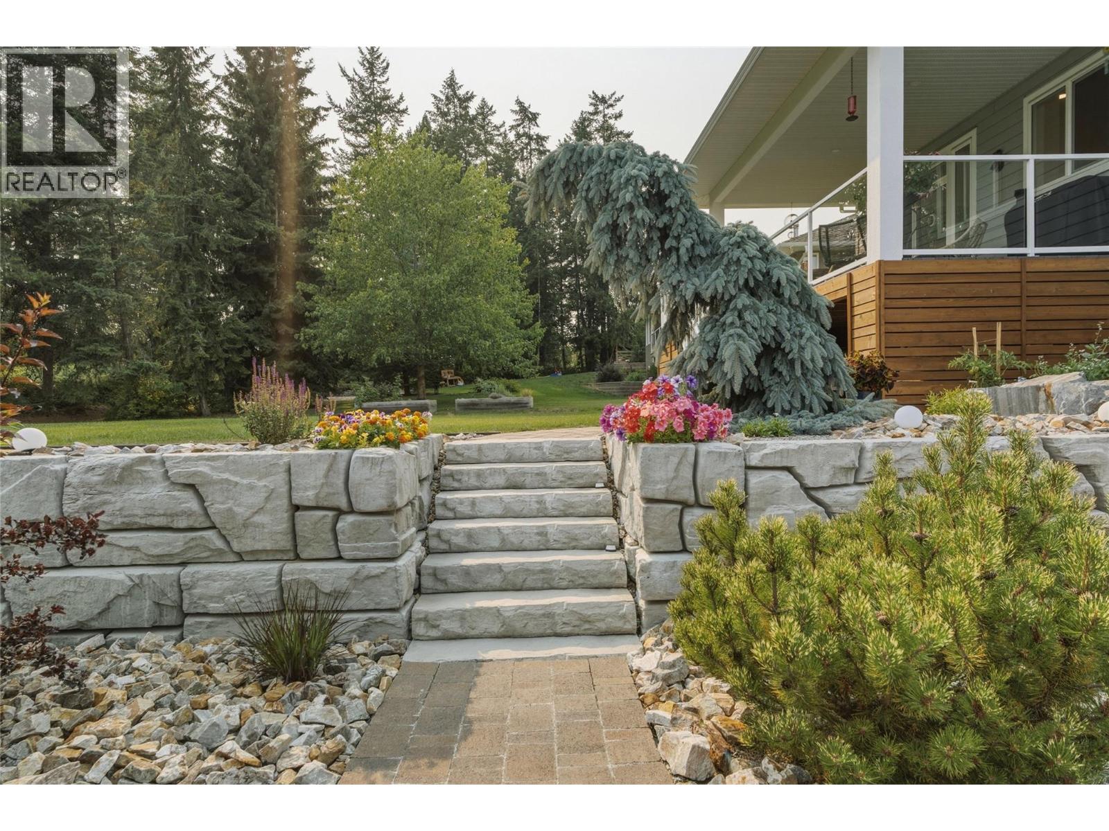 2710 Golf Course Drive, Blind Bay, British Columbia  V0E 1H2 - Photo 61 - 10396340