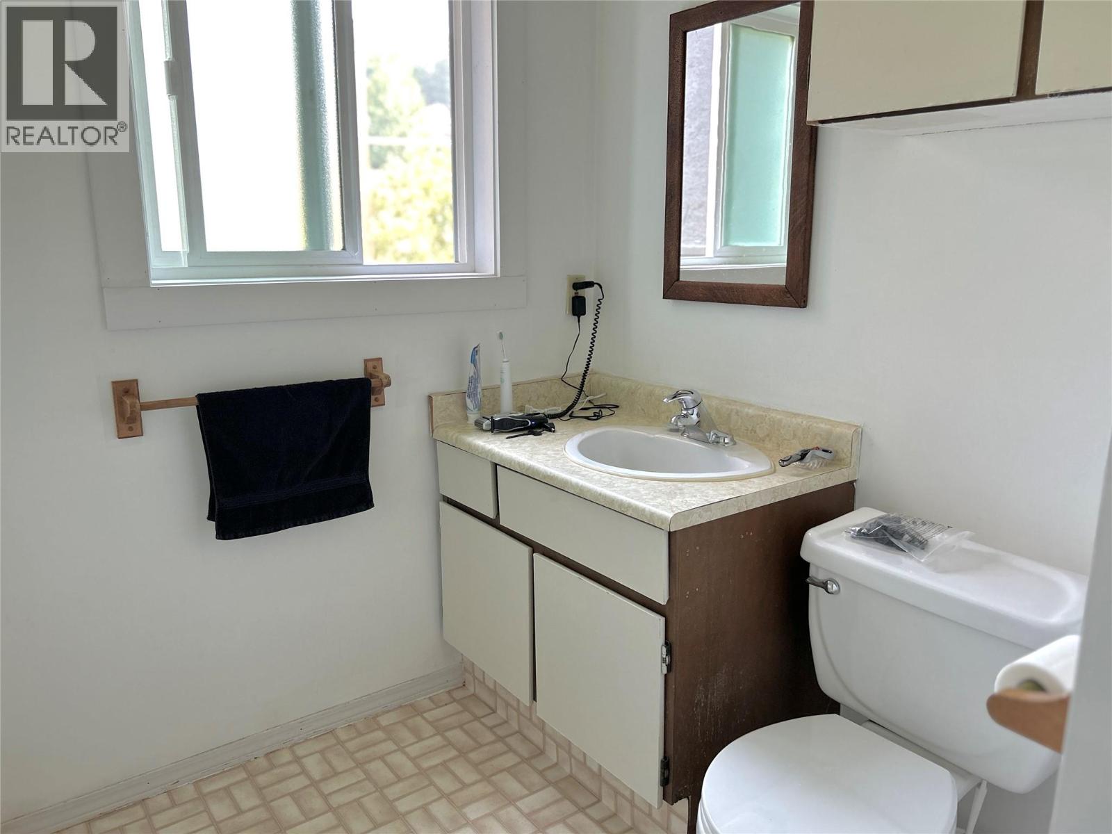 1730 Thompson Avenue, Rossland, British Columbia  V0G 1Y0 - Photo 29 - 10395975