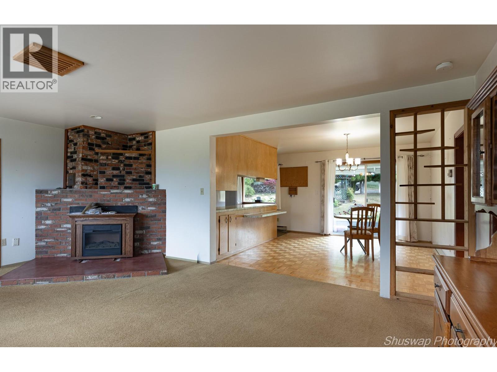 6350 Lakeshore Drive Ne, Salmon Arm, British Columbia  V1E 4N1 - Photo 20 - 10396361