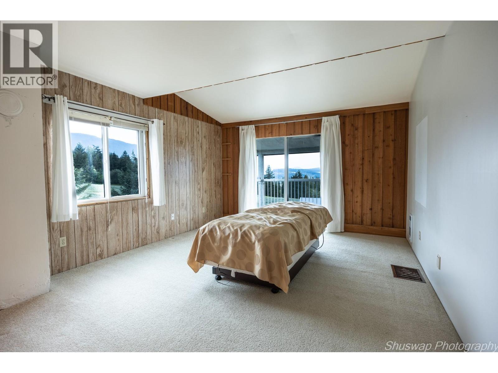 6350 Lakeshore Drive Ne, Salmon Arm, British Columbia  V1E 4N1 - Photo 31 - 10396361