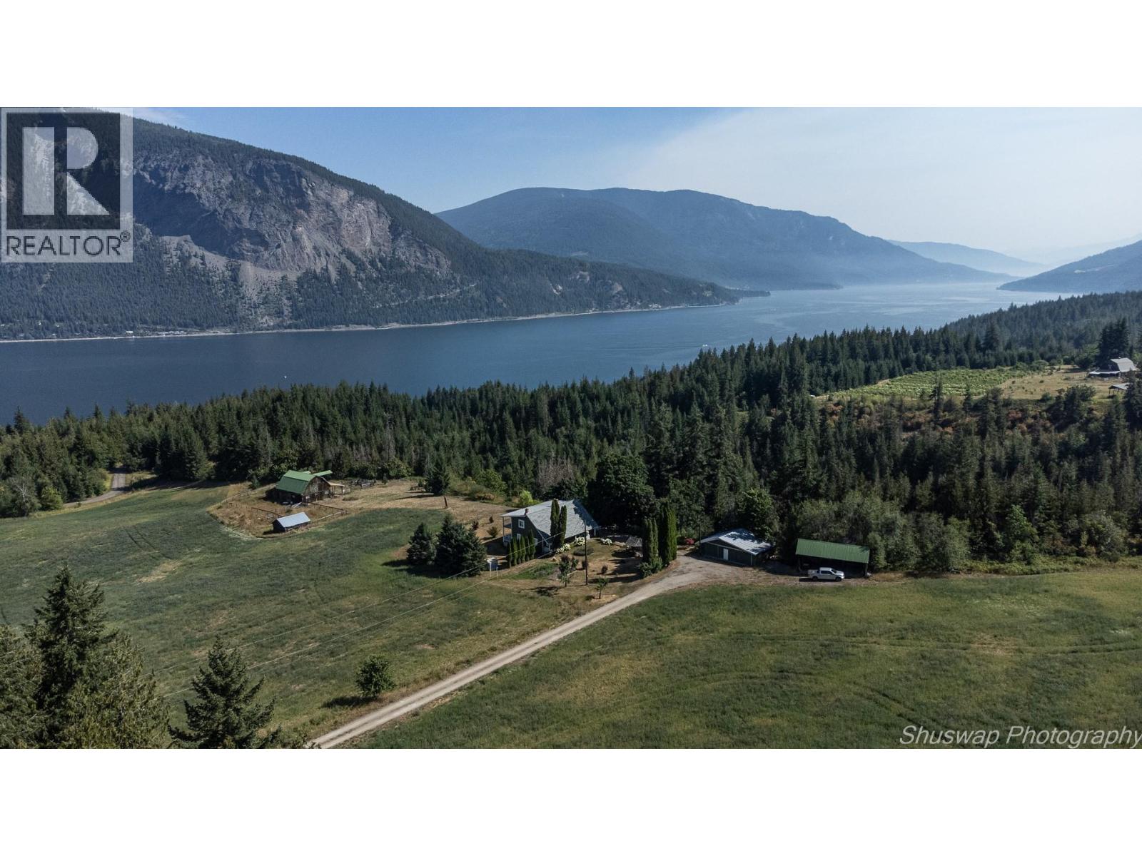 6350 Lakeshore Drive Ne, Salmon Arm, British Columbia  V1E 4N1 - Photo 41 - 10396361