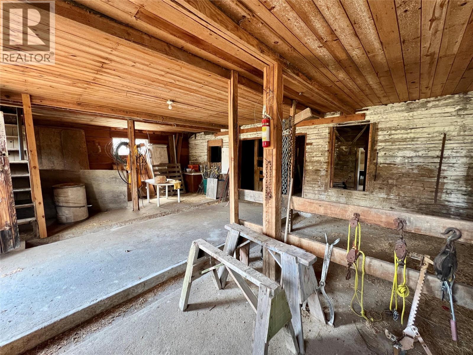 6350 Lakeshore Drive Ne, Salmon Arm, British Columbia  V1E 4N1 - Photo 49 - 10396361