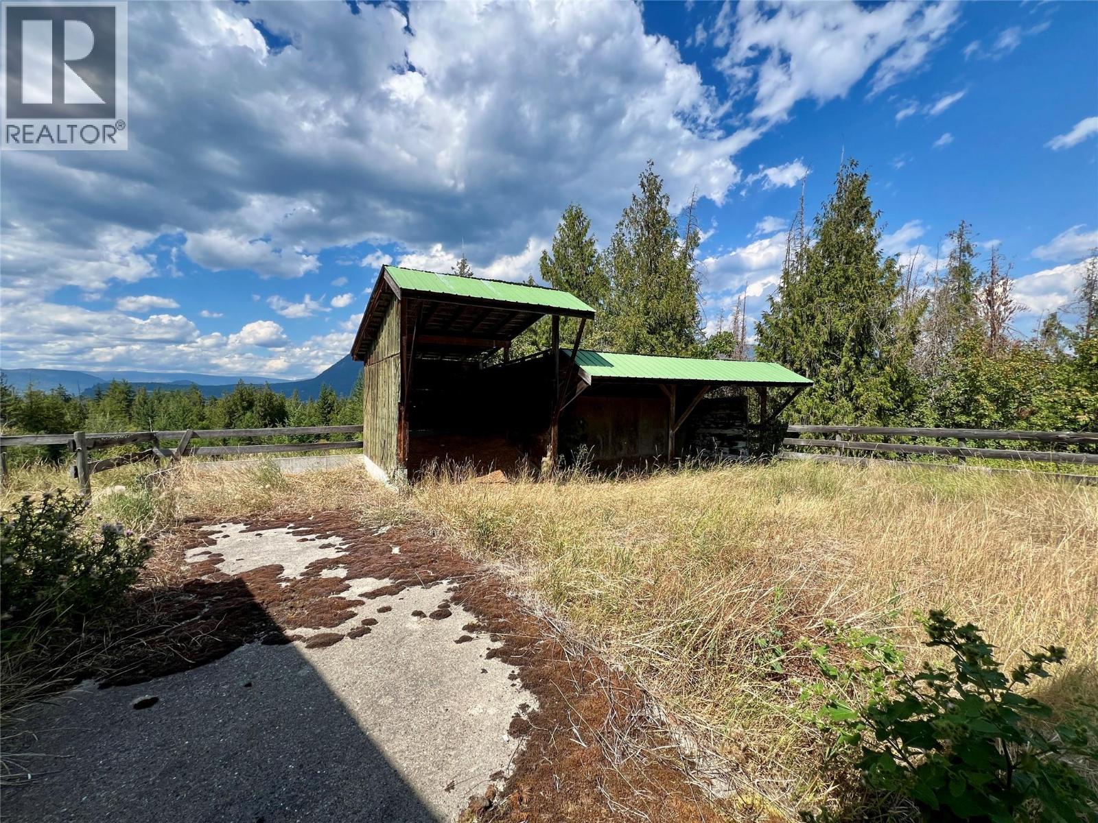 6350 Lakeshore Drive Ne, Salmon Arm, British Columbia  V1E 4N1 - Photo 53 - 10396361