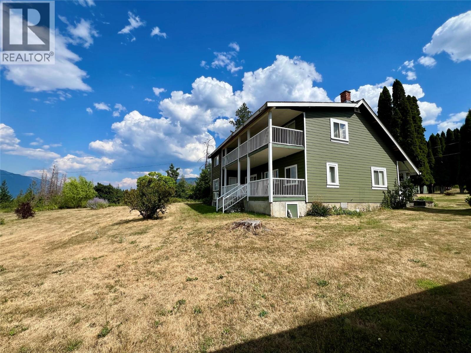 6350 Lakeshore Drive Ne, Salmon Arm, British Columbia  V1E 4N1 - Photo 57 - 10396361