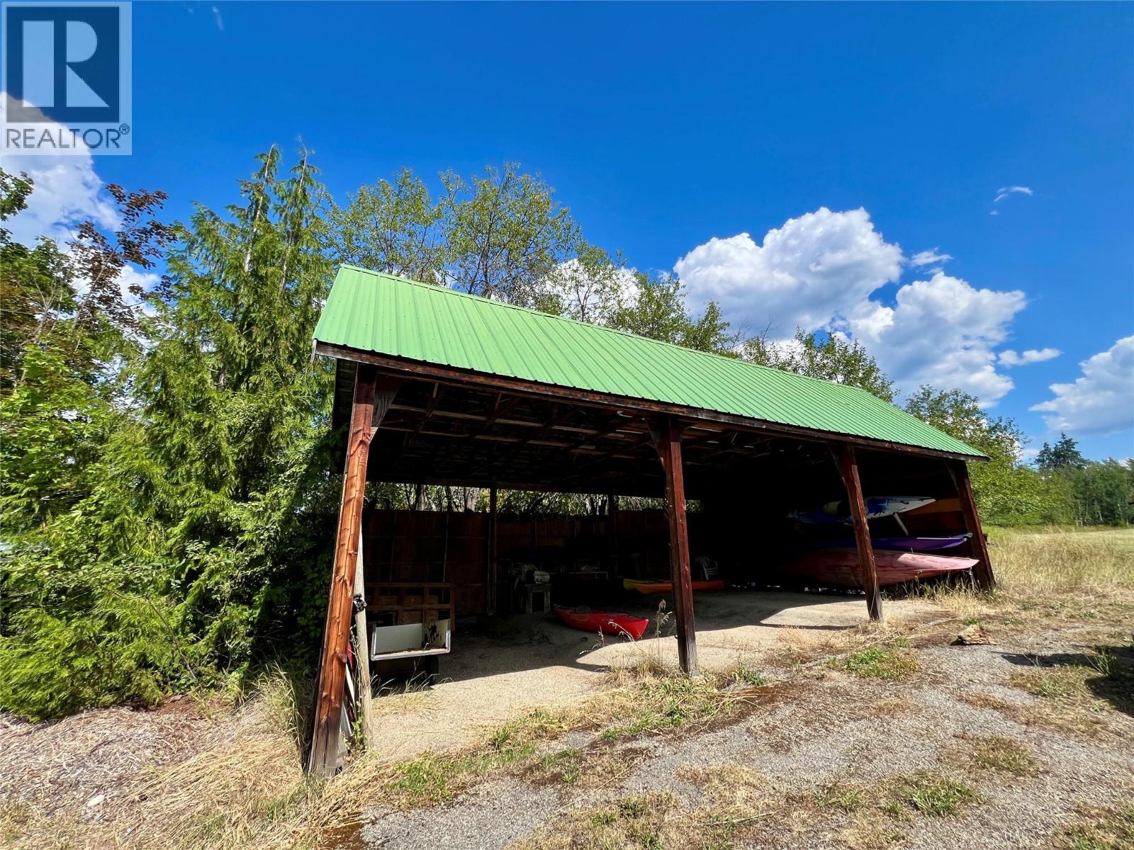 6350 Lakeshore Drive Ne, Salmon Arm, British Columbia  V1E 4N1 - Photo 61 - 10396361