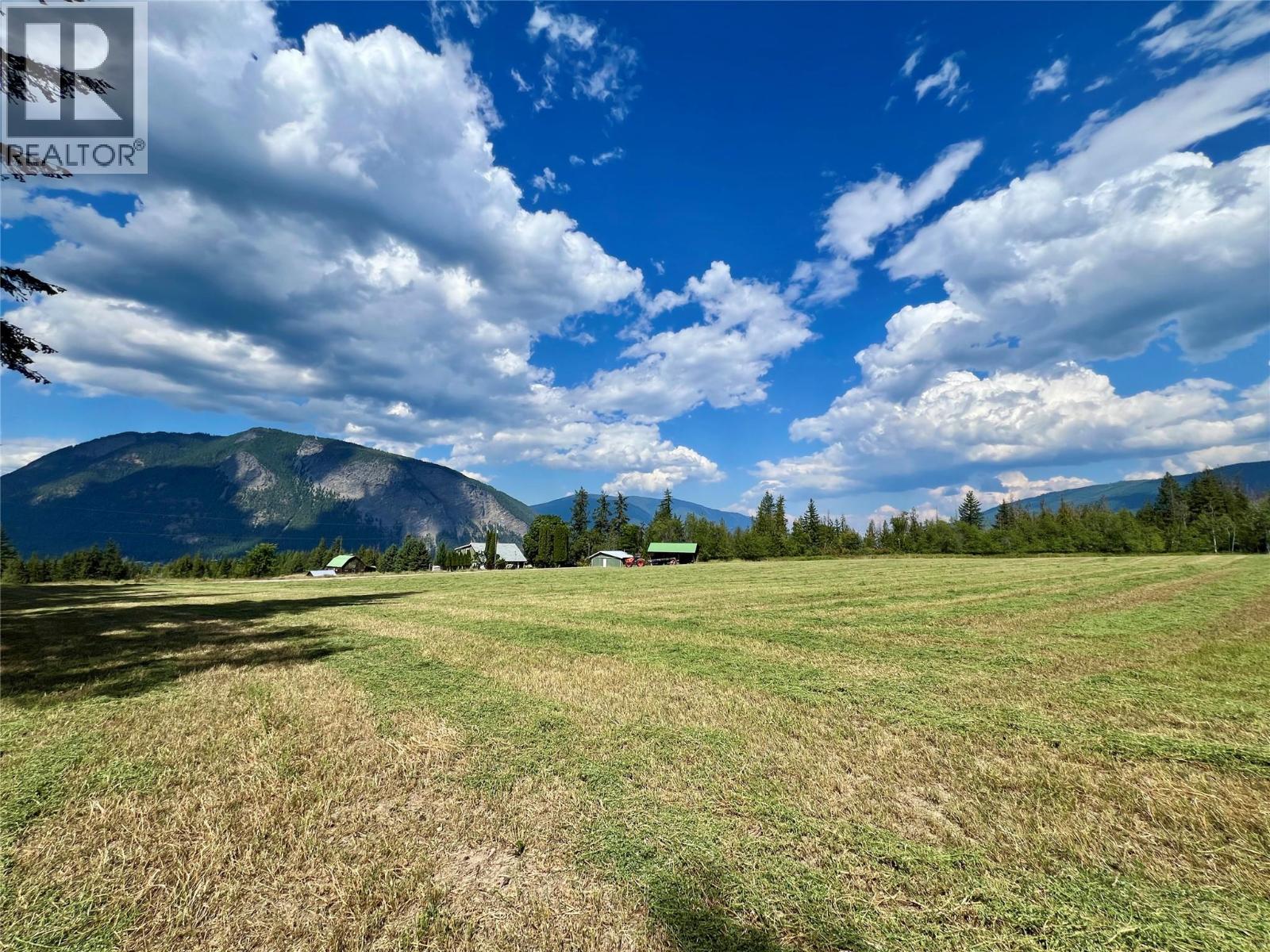 6350 Lakeshore Drive Ne, Salmon Arm, British Columbia  V1E 4N1 - Photo 65 - 10396361