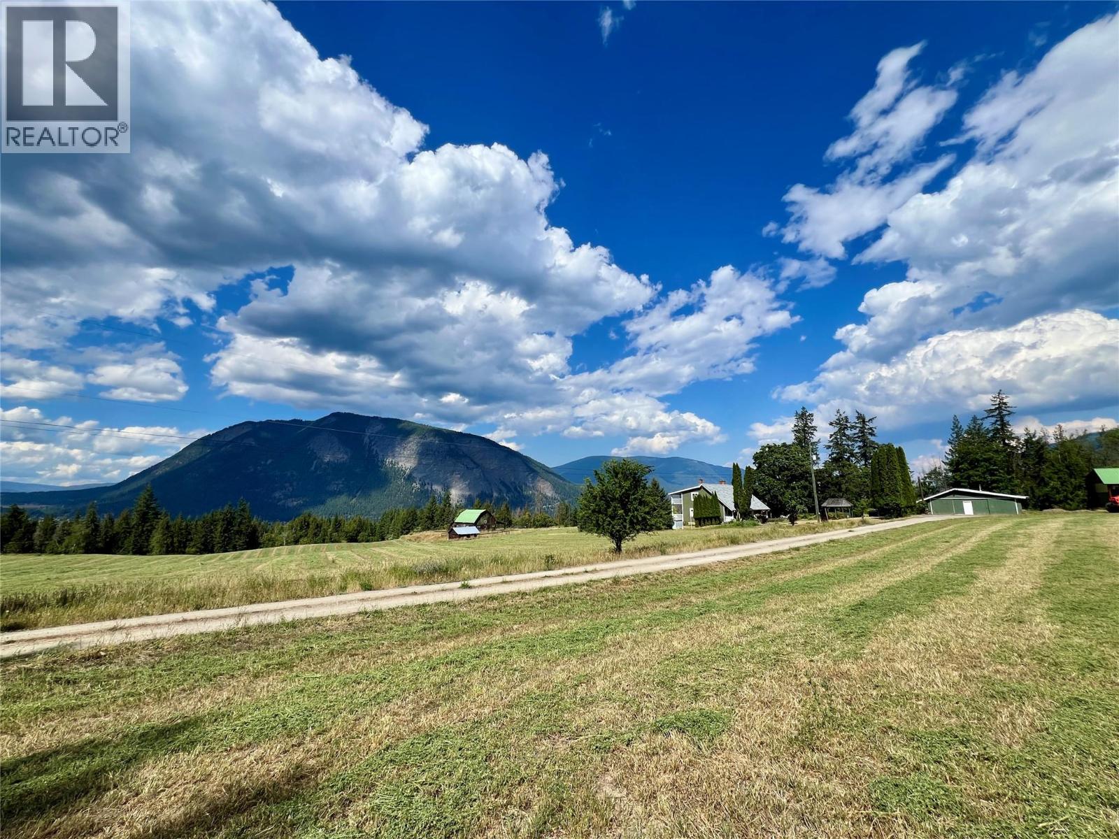6350 Lakeshore Drive Ne, Salmon Arm, British Columbia  V1E 4N1 - Photo 66 - 10396361