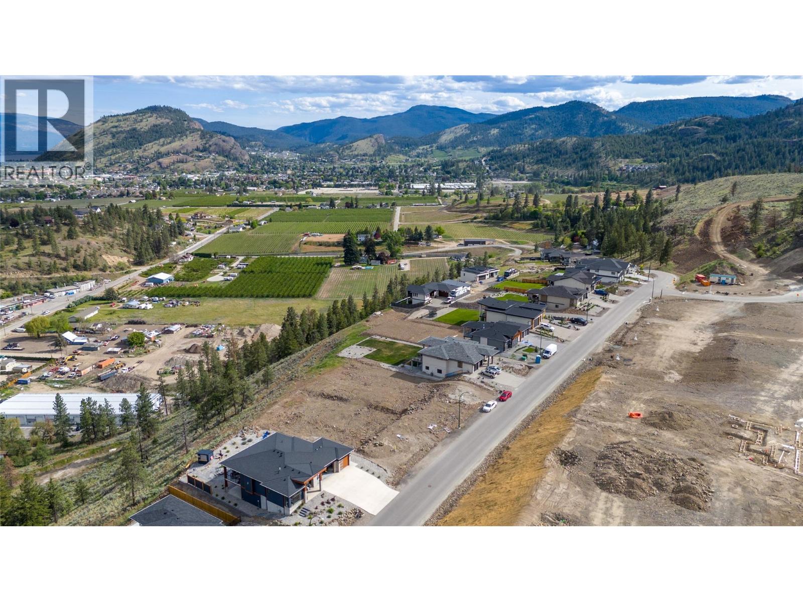 17555 Sanborn Street, Summerland, British Columbia  V0H 1Z6 - Photo 9 - 10395171