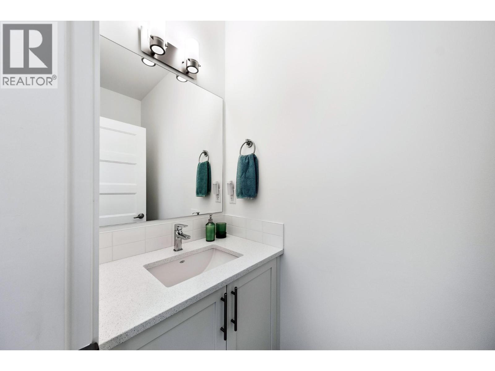 1458 Summer Crescent, Kelowna, British Columbia  V1P 1T8 - Photo 14 - 10395969