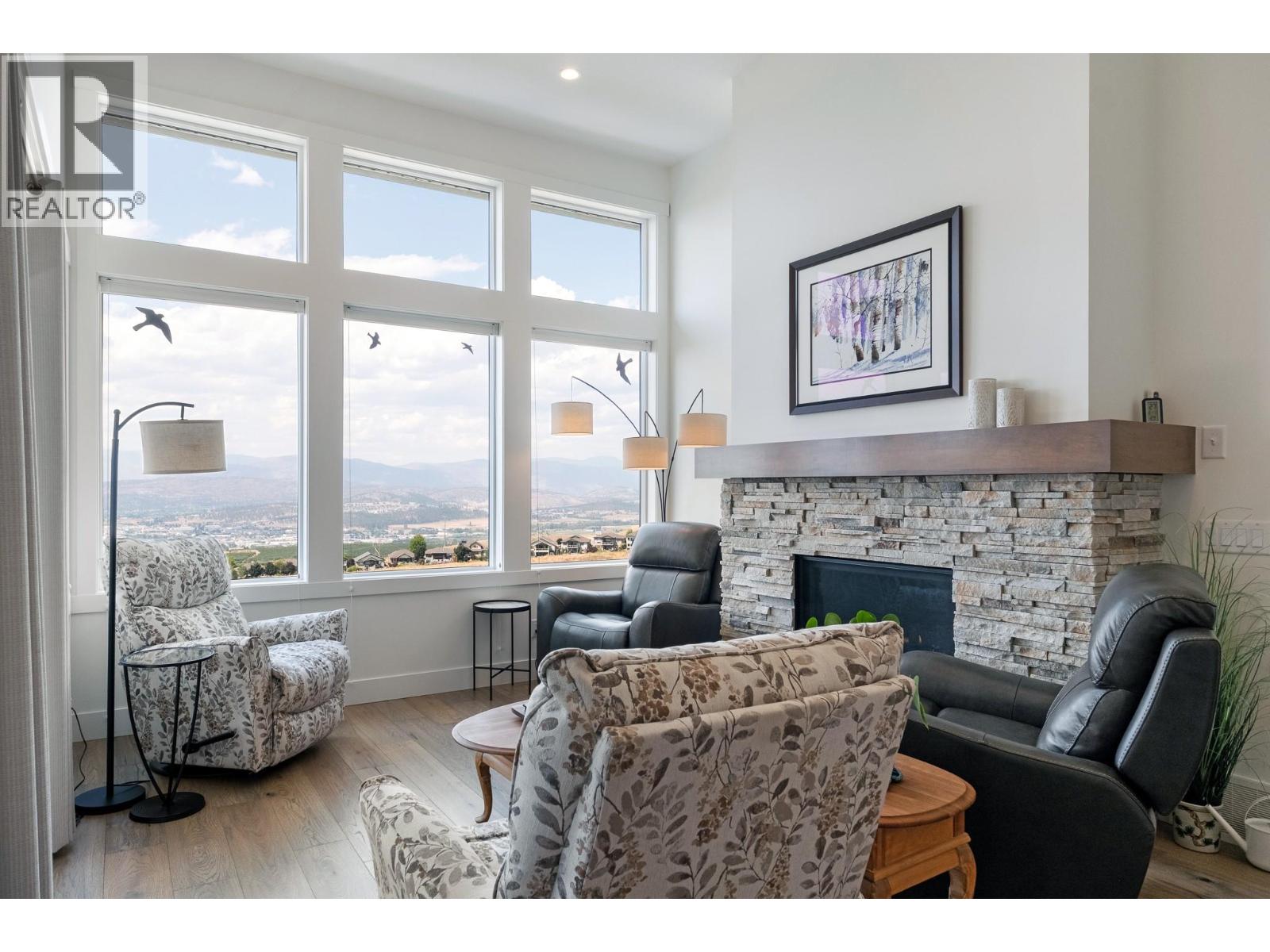 1458 Summer Crescent, Kelowna, British Columbia  V1P 1T8 - Photo 5 - 10395969