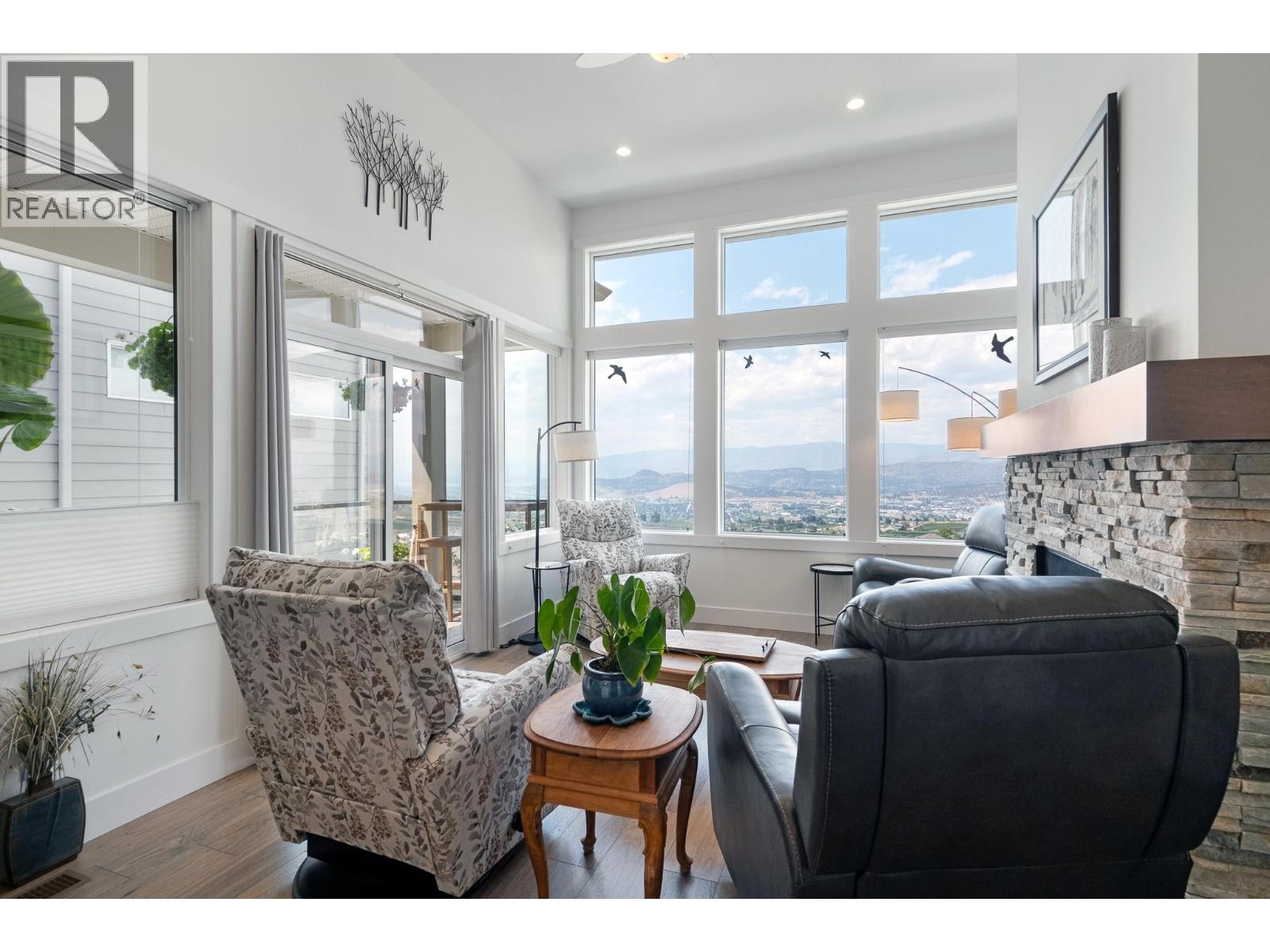 1458 Summer Crescent, Kelowna, British Columbia  V1P 1T8 - Photo 6 - 10395969