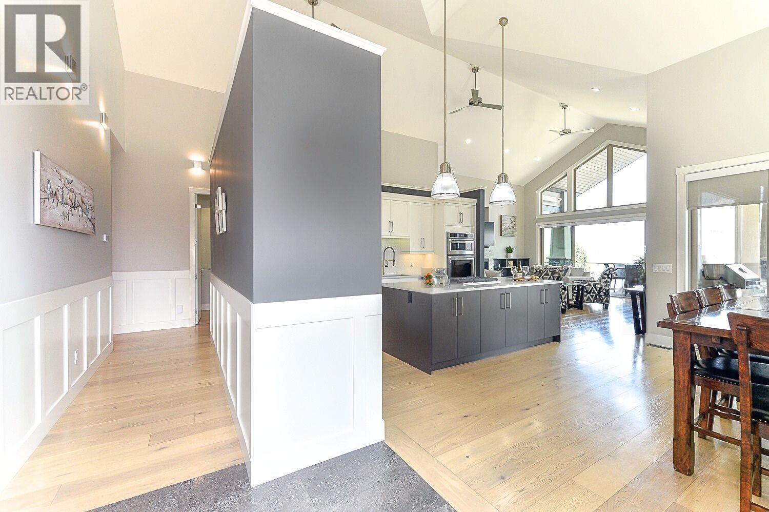 6267 Sundstrom Court Unit# 1, Peachland, British Columbia  V0H 1X7 - Photo 5 - 10395965