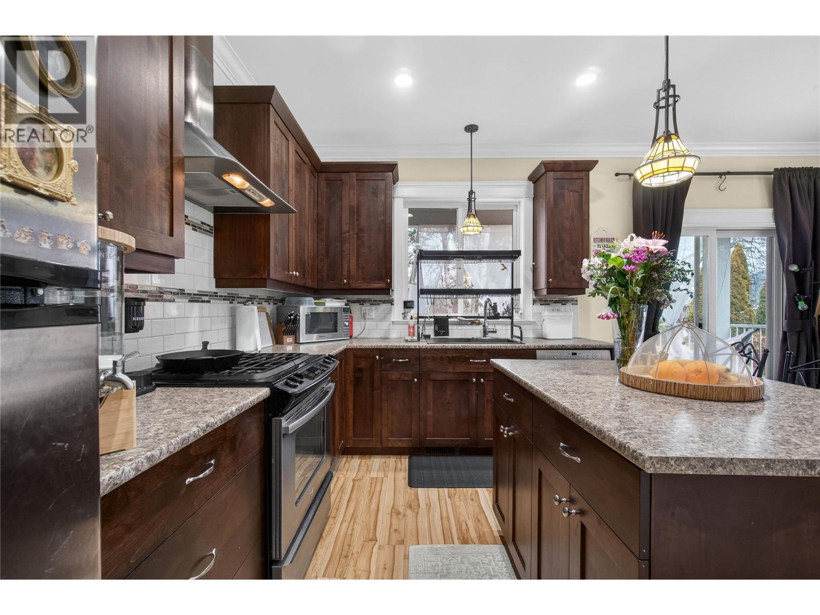 2991 7 Avenue Ne, Salmon Arm, British Columbia  V1E 2S7 - Photo 14 - 10396397