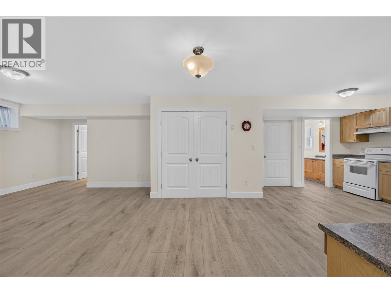 2991 7 Avenue Ne, Salmon Arm, British Columbia  V1E 2S7 - Photo 29 - 10396397