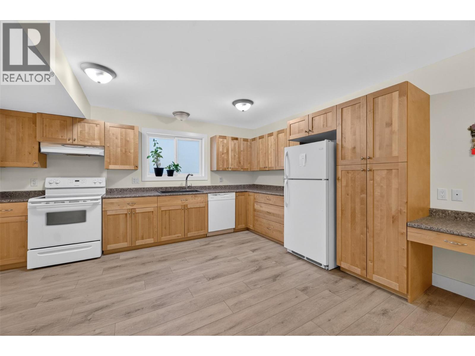 2991 7 Avenue Ne, Salmon Arm, British Columbia  V1E 2S7 - Photo 30 - 10396397