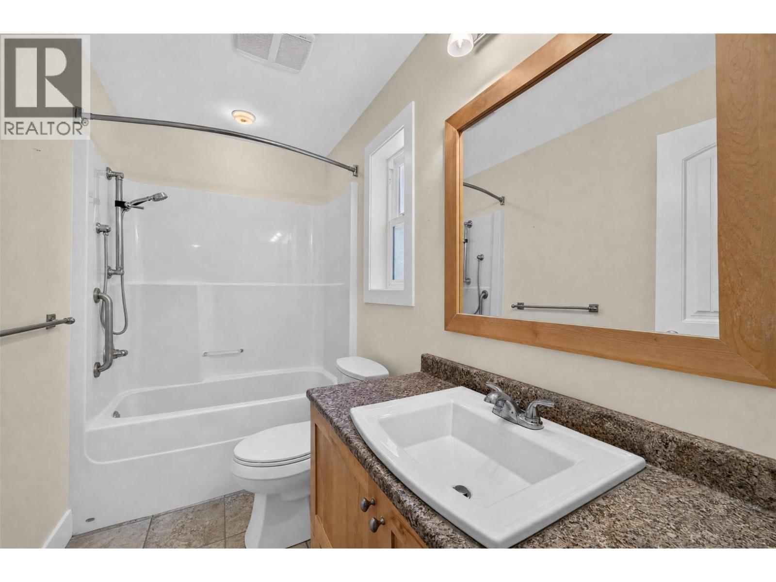 2991 7 Avenue Ne, Salmon Arm, British Columbia  V1E 2S7 - Photo 43 - 10396397