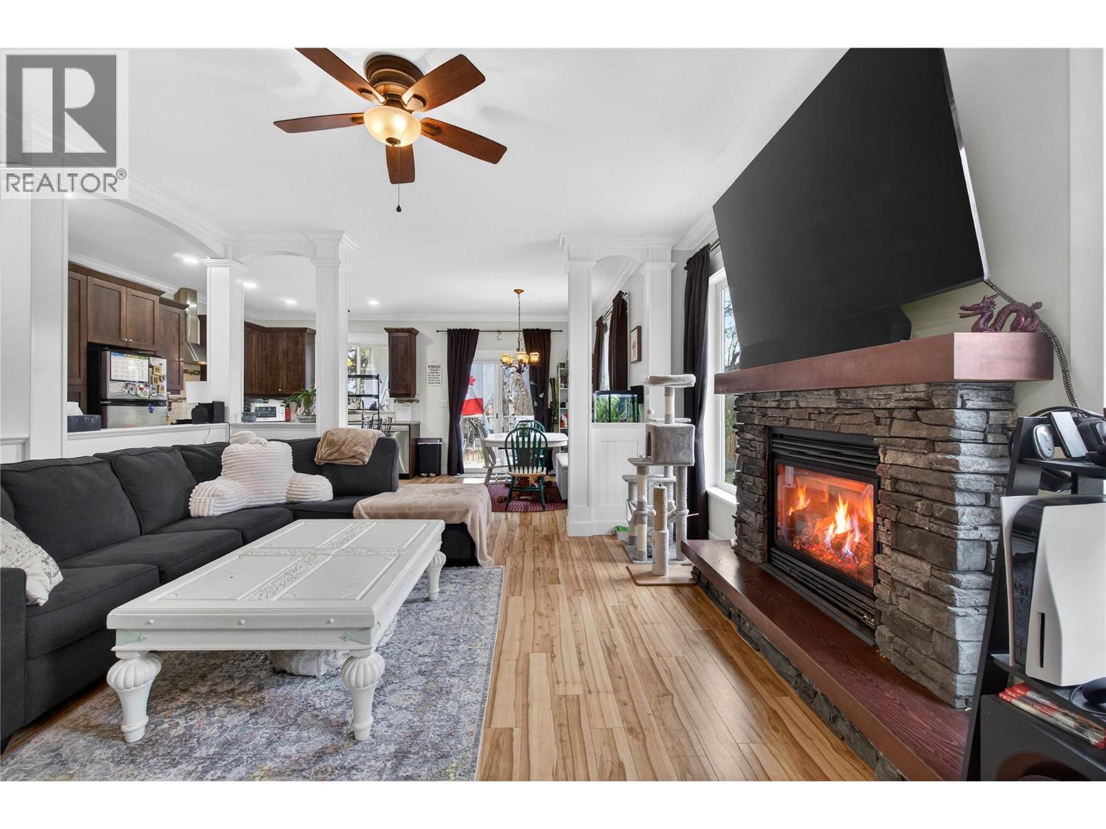 2991 7 Avenue Ne, Salmon Arm, British Columbia  V1E 2S7 - Photo 8 - 10396397