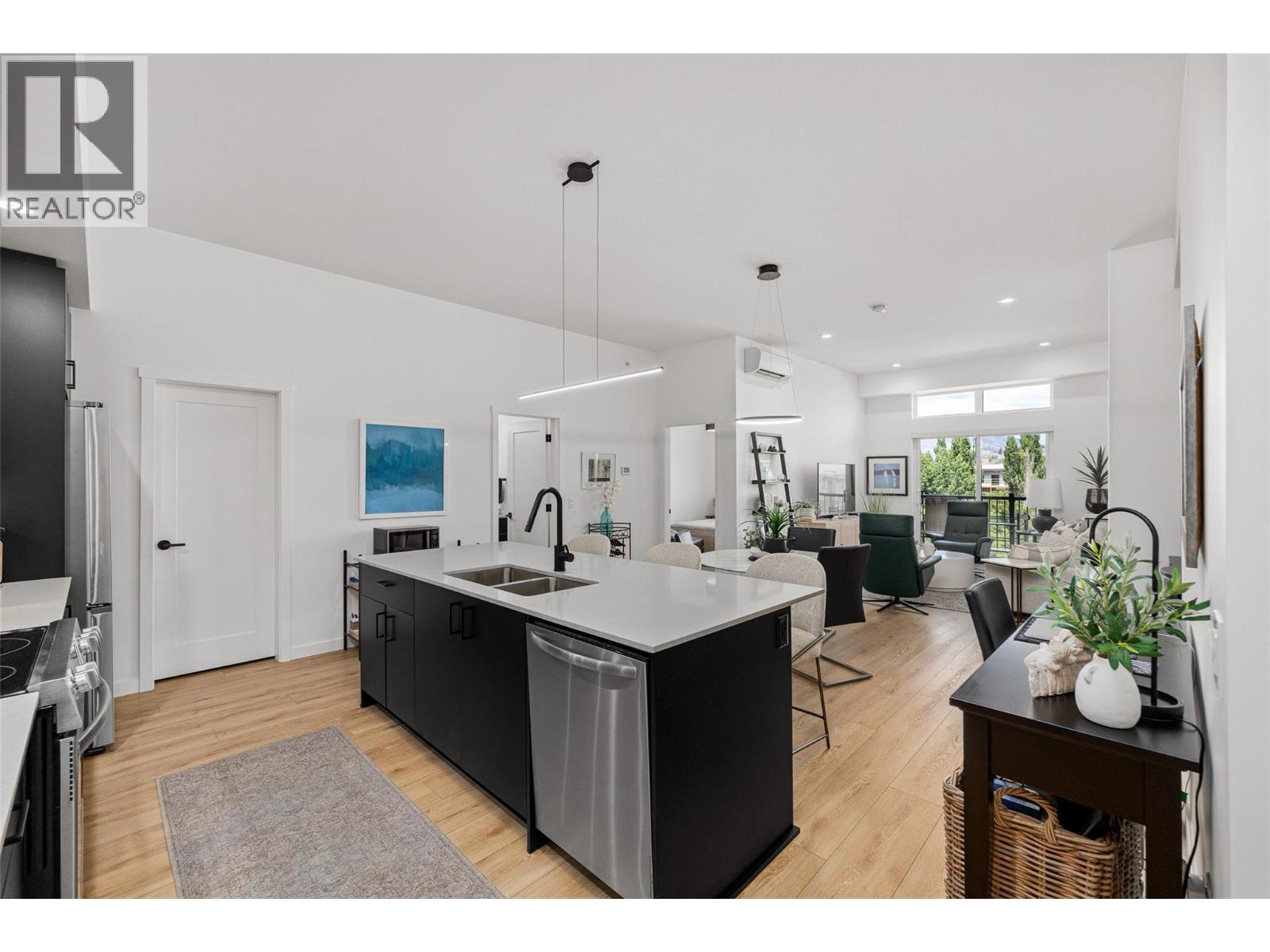 660 Cawston Avenue Unit# 607, Kelowna, British Columbia  V1Y 6Z4 - Photo 3 - 10395587