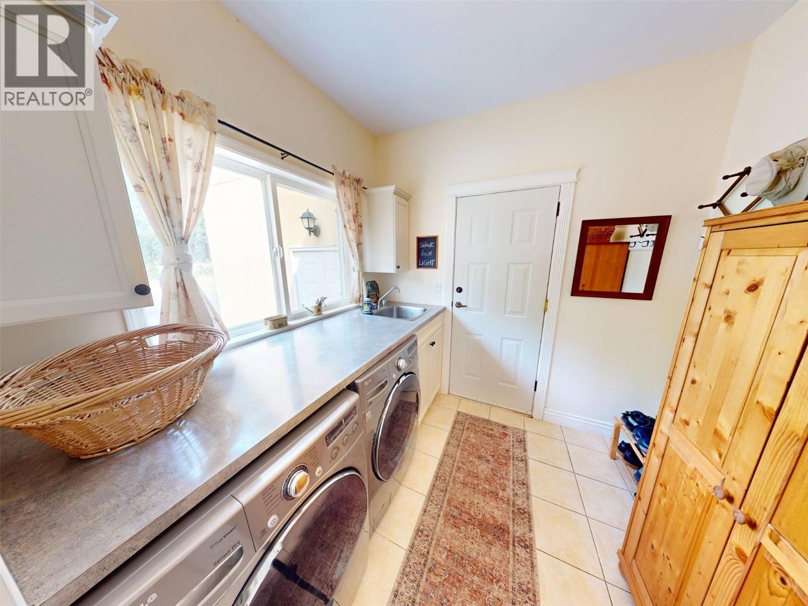 230 Prospect Drive, Grand Forks, British Columbia  V0H 1H2 - Photo 26 - 10396401