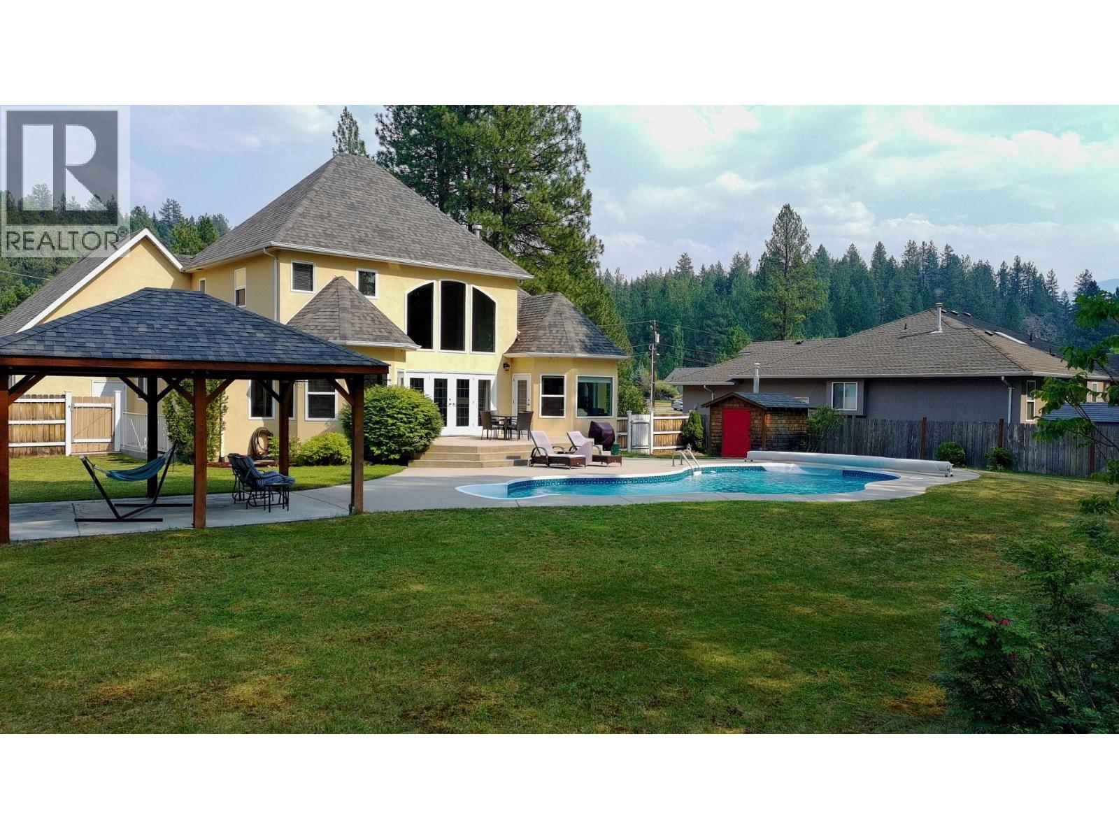 230 Prospect Drive, Grand Forks, British Columbia  V0H 1H2 - Photo 48 - 10396401