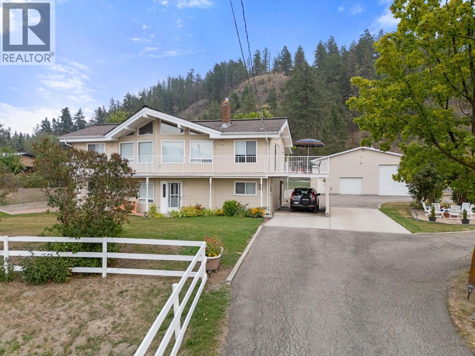 535 Curtis Road, Kelowna, British Columbia  V1V 2G6 - Photo 1 - 10396302