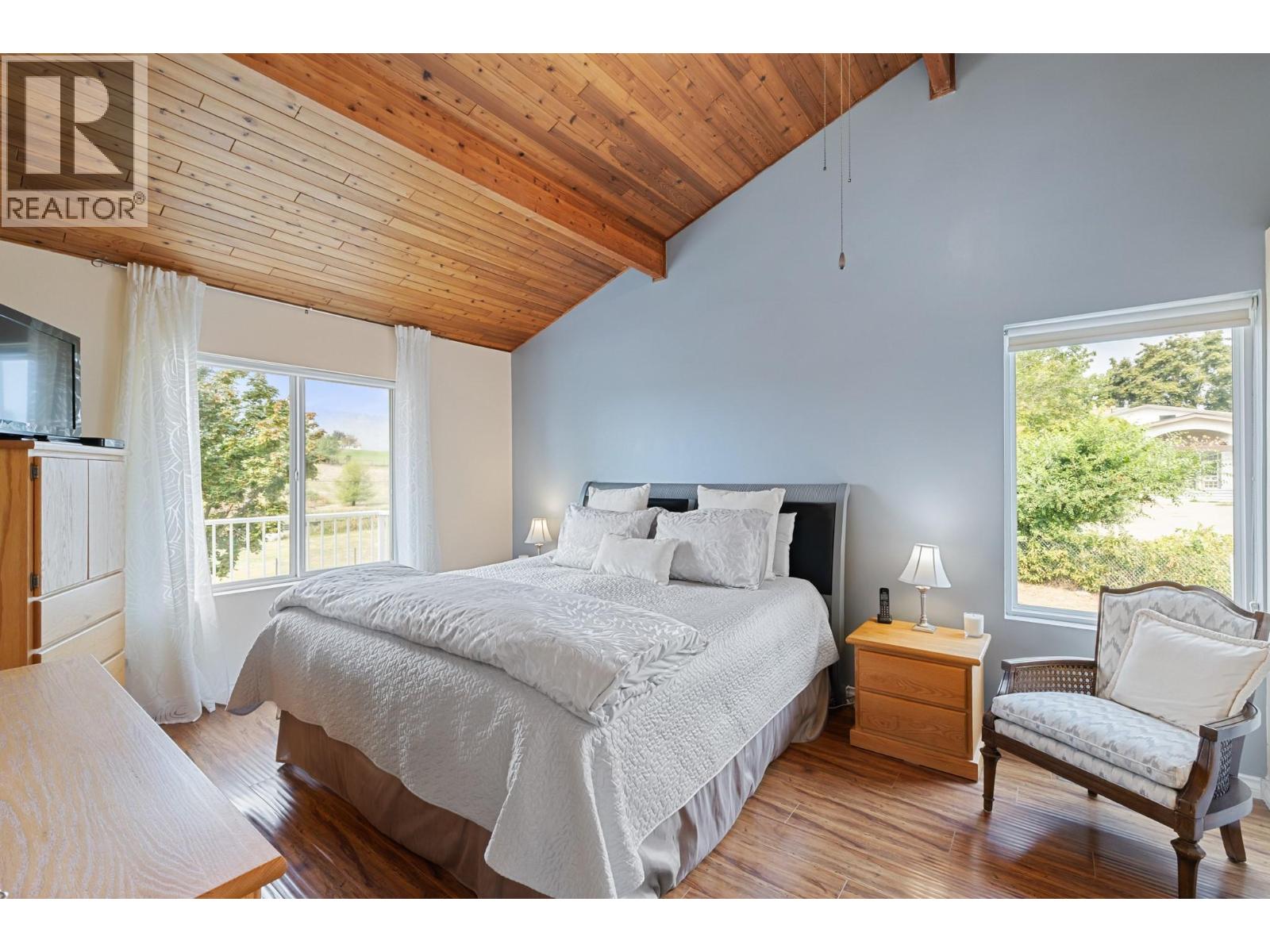 535 Curtis Road, Kelowna, British Columbia  V1V 2G6 - Photo 33 - 10396302