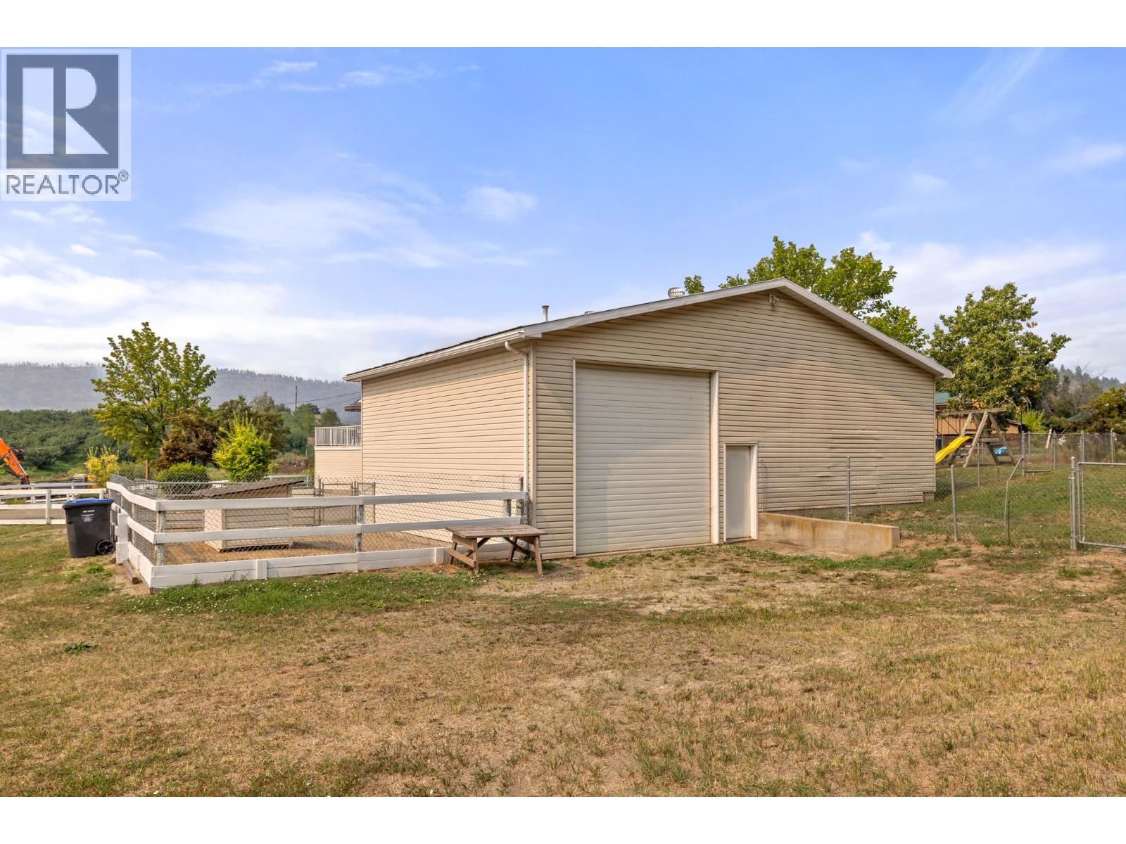 535 Curtis Road, Kelowna, British Columbia  V1V 2G6 - Photo 54 - 10396302