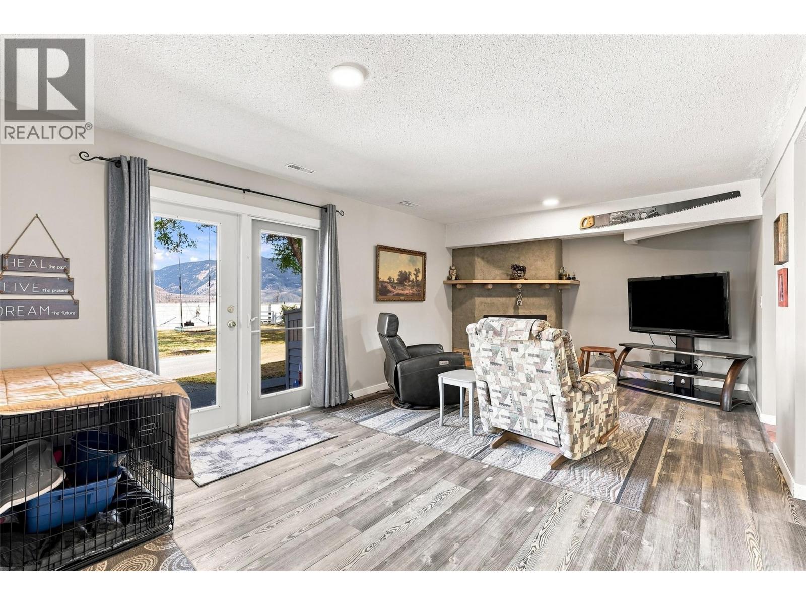 8060 Barnhartvale Road, Kamloops, British Columbia  V2C 6V9 - Photo 23 - 10396191