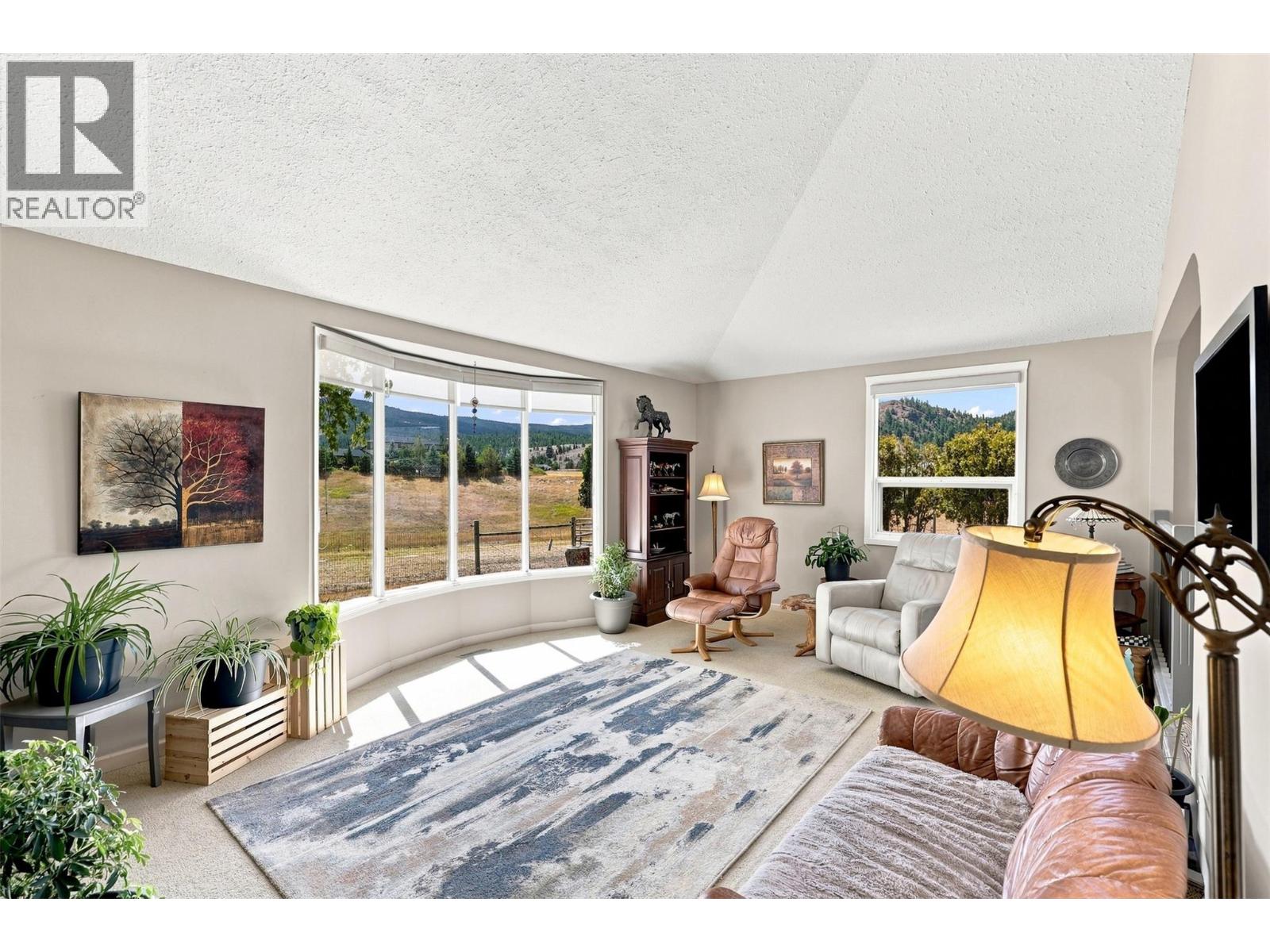 8060 Barnhartvale Road, Kamloops, British Columbia  V2C 6V9 - Photo 8 - 10396191