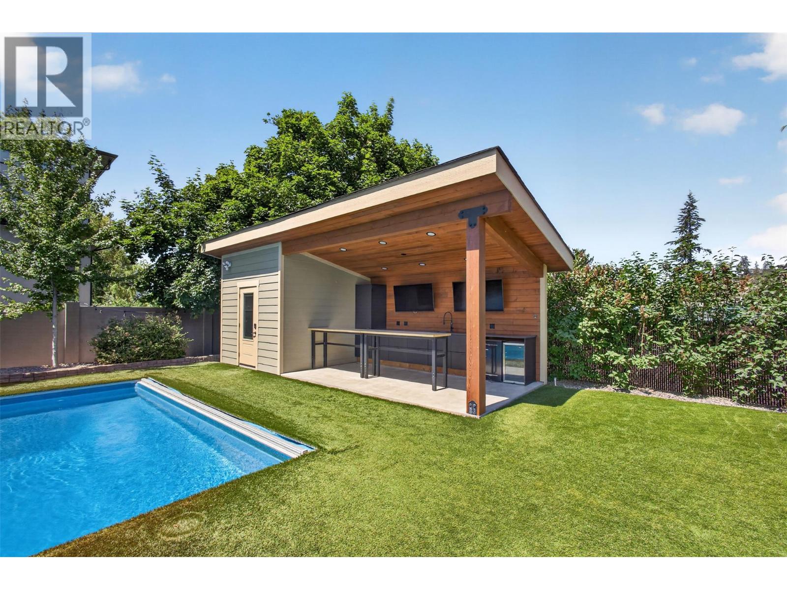 4588 Raymer Road, Kelowna, British Columbia  V1W 1H9 - Photo 29 - 10395957