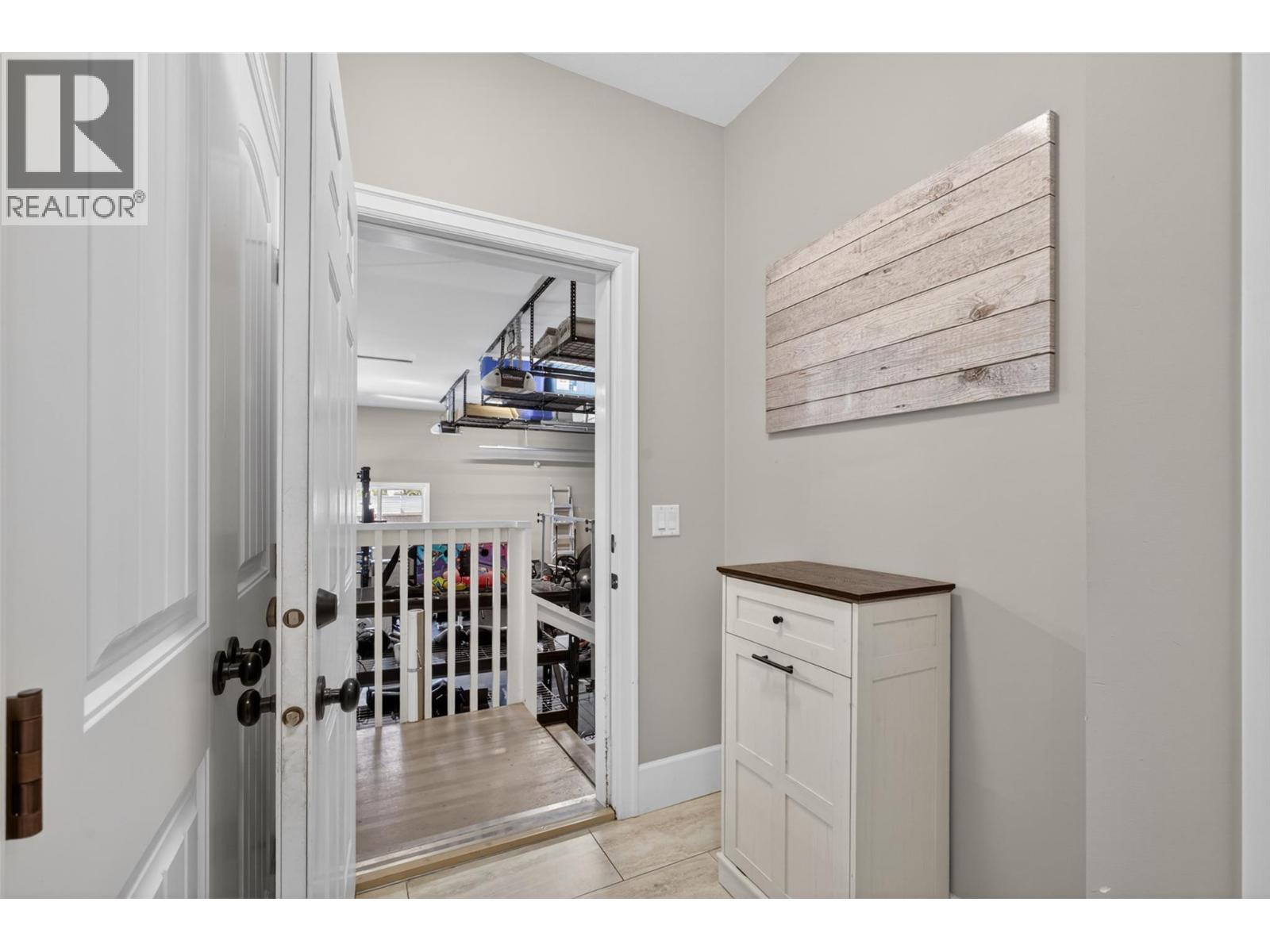 4588 Raymer Road, Kelowna, British Columbia  V1W 1H9 - Photo 49 - 10395957
