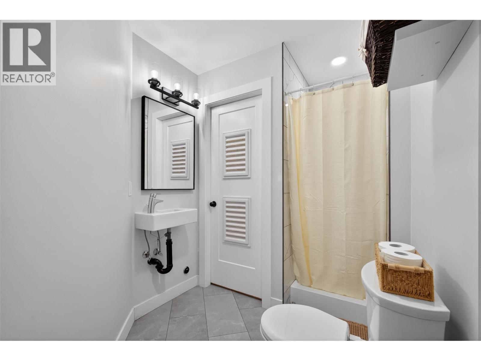 4588 Raymer Road, Kelowna, British Columbia  V1W 1H9 - Photo 50 - 10395957