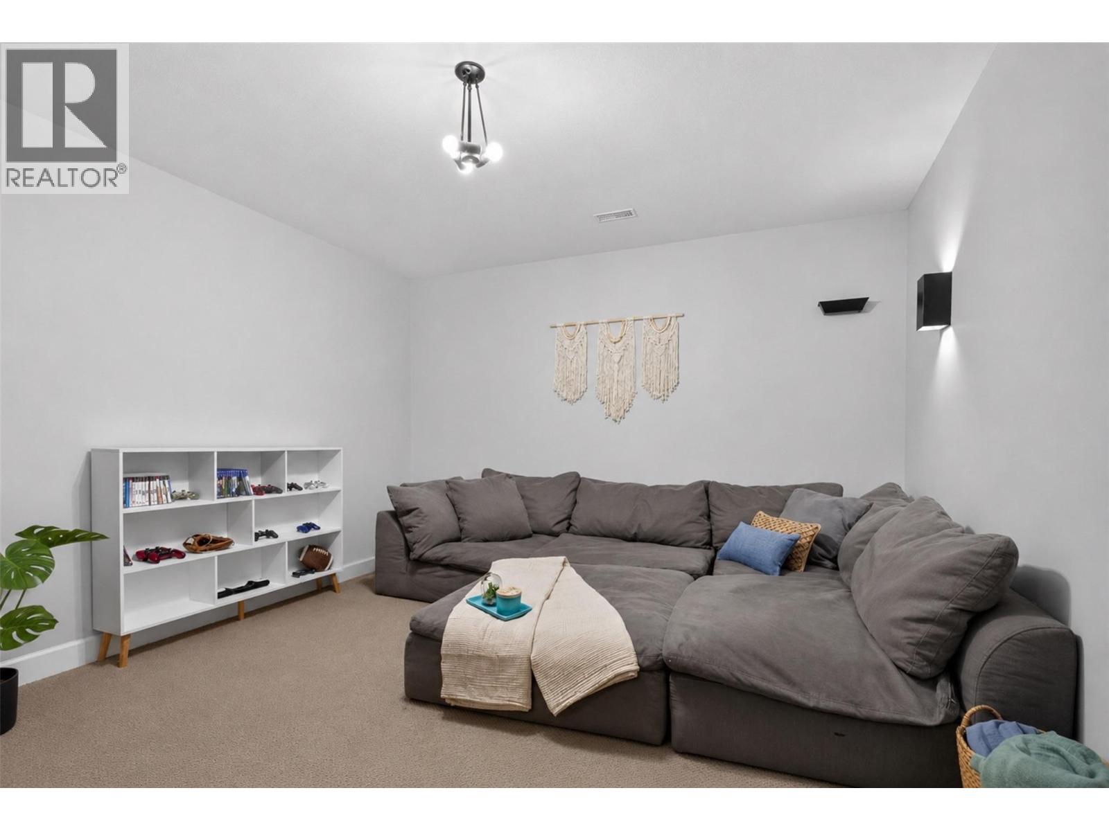 4588 Raymer Road, Kelowna, British Columbia  V1W 1H9 - Photo 53 - 10395957