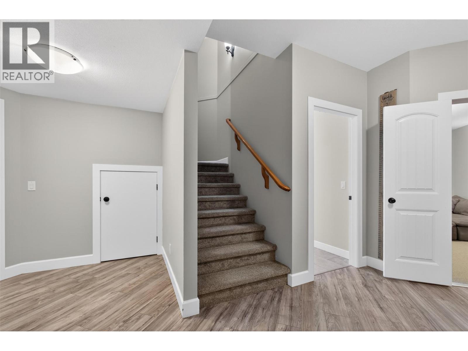 4588 Raymer Road, Kelowna, British Columbia  V1W 1H9 - Photo 57 - 10395957