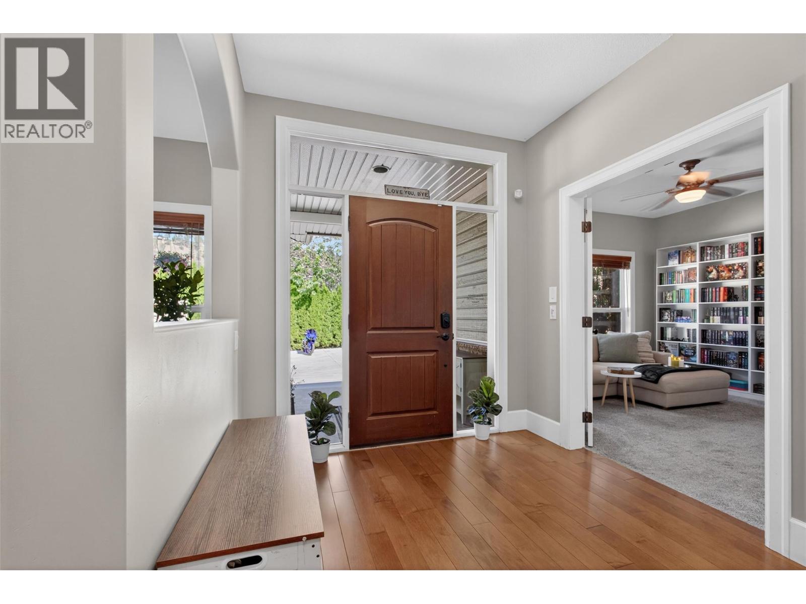 4588 Raymer Road, Kelowna, British Columbia  V1W 1H9 - Photo 7 - 10395957