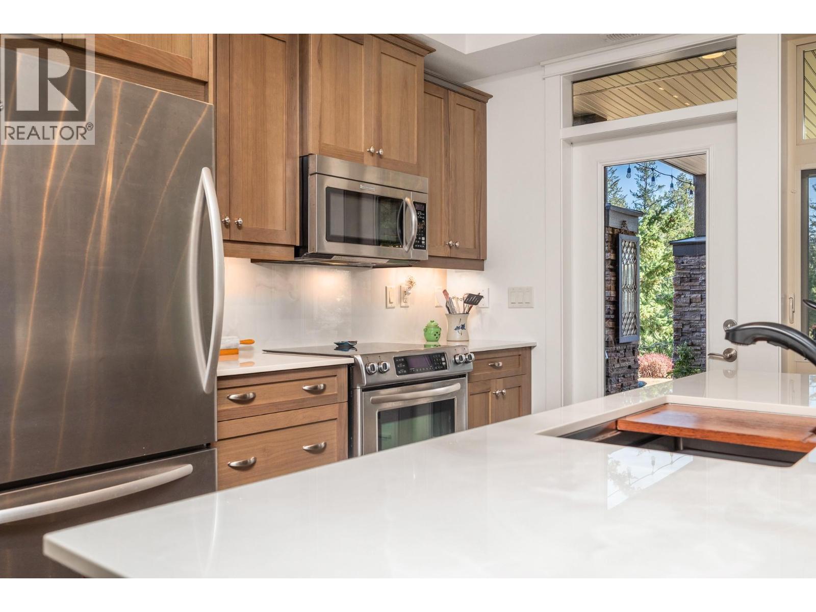 333 Longspoon Drive Unit# 19, Vernon, British Columbia  V1H 2L1 - Photo 14 - 10395773