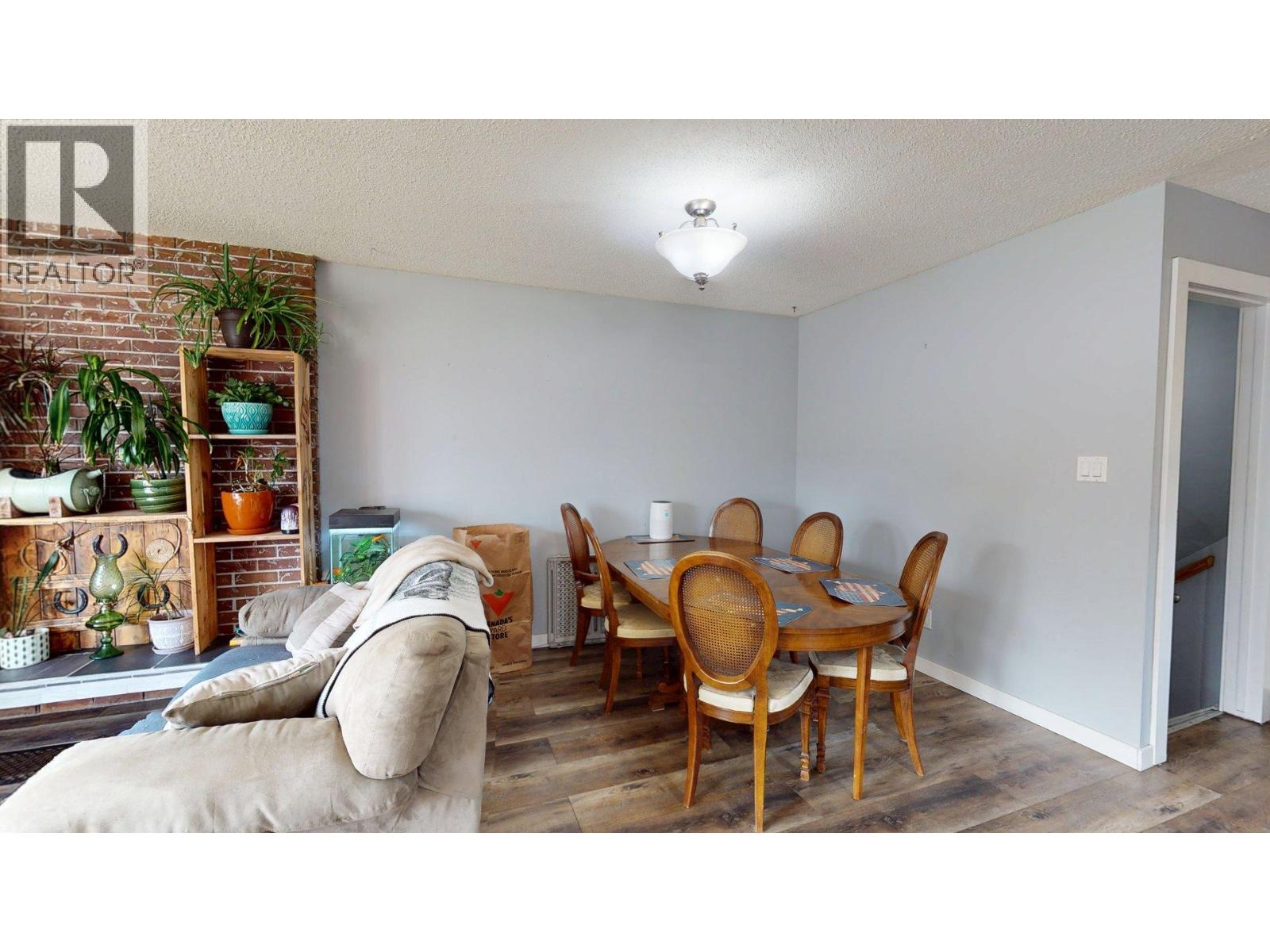 2405 Arbutus Street, Elkford, British Columbia  V0B 1H0 - Photo 11 - 10396382