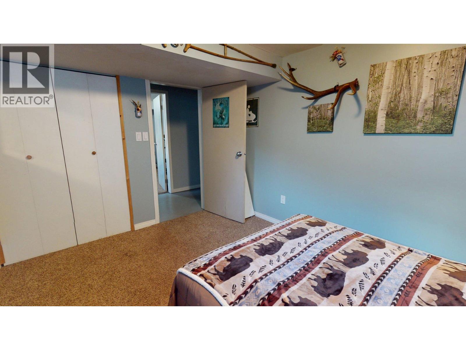 2405 Arbutus Street, Elkford, British Columbia  V0B 1H0 - Photo 33 - 10396382