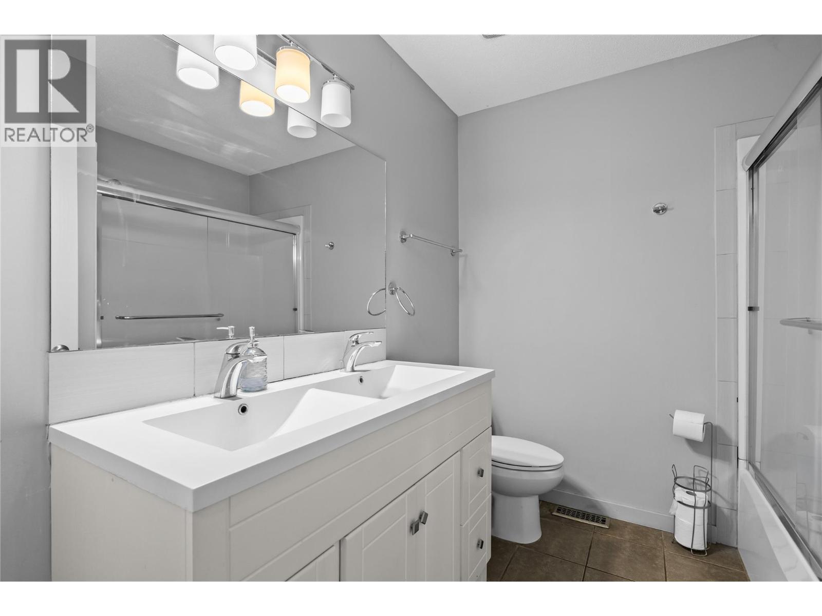 156-158 Adventure Road, Kelowna, British Columbia  V1X 1N4 - Photo 28 - 10396095